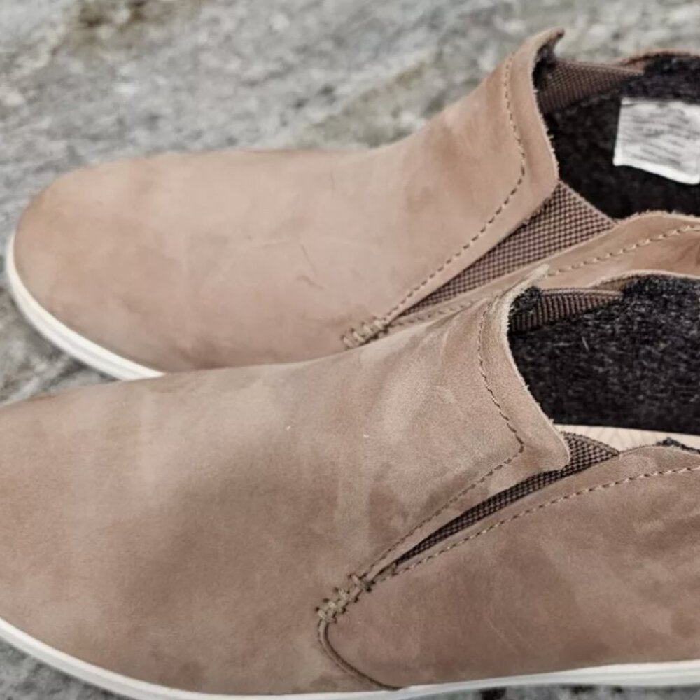 Olukai Hawai‘iloa Manu Hope Leather Boots Taupe Grey/Off White Women's Size 8.5